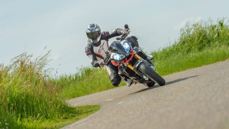 Motorrijden foto: KNMV